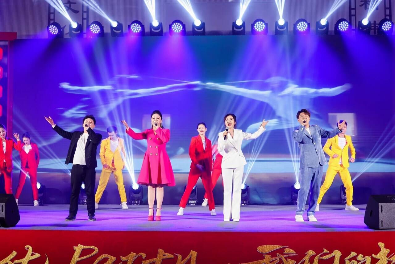 家门口的文化盛宴 义桥“潮文化 Party·我们的村晚”点亮乡村新活力